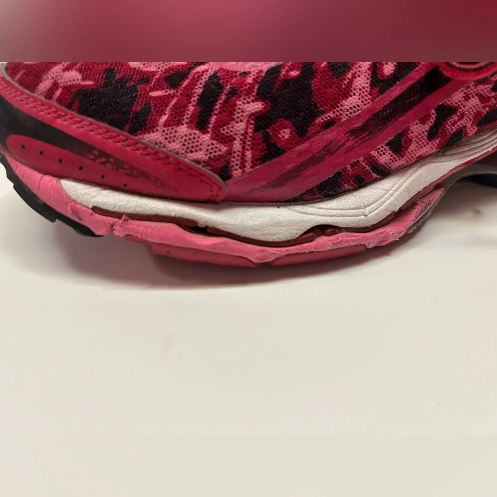 Mizuno Wave Creation 15 Running Shoes Women's‎ sz 10